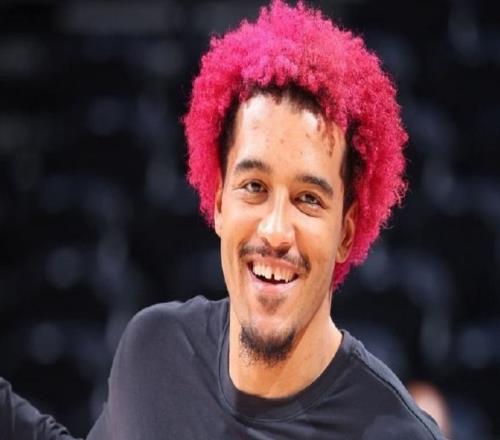 跟文班亞馬不搭！天才9號(hào)秀，終于被批準(zhǔn)交易！