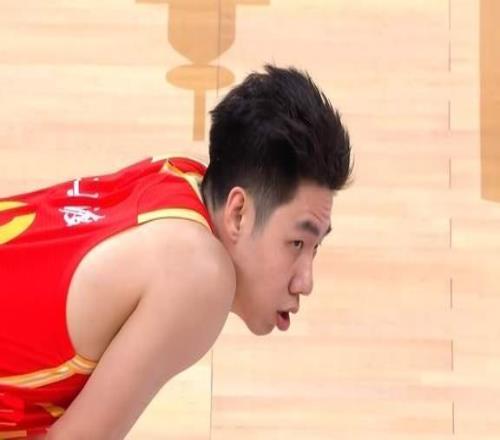 珀塞爾16中2，山東男籃殘陣不敵衛(wèi)冕冠軍4連勝結(jié)束邱彪用人保守