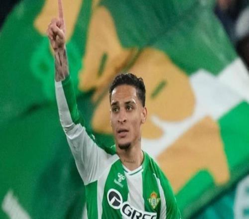 安東尼：對(duì)赫塔費(fèi)后我一直帶著疼痛比賽，但我愿為俱樂部犧牲