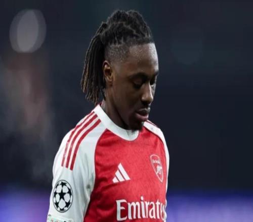 賴特：有埃澤這樣擅長(zhǎng)自由發(fā)揮的球員，阿爾特塔會(huì)做出改變的