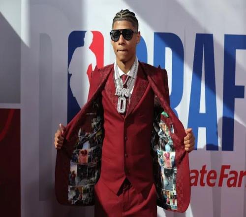 敢揍多爾特，此子必成大器？