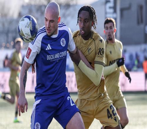 水晶宮想把一半門票收入捐給麥克斯菲爾德，但因不符規(guī)則被叫停