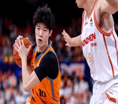 上海10192深圳3喜1憂！白邊+偰李永煒亮眼發(fā)揮，洛夫頓弊端在線