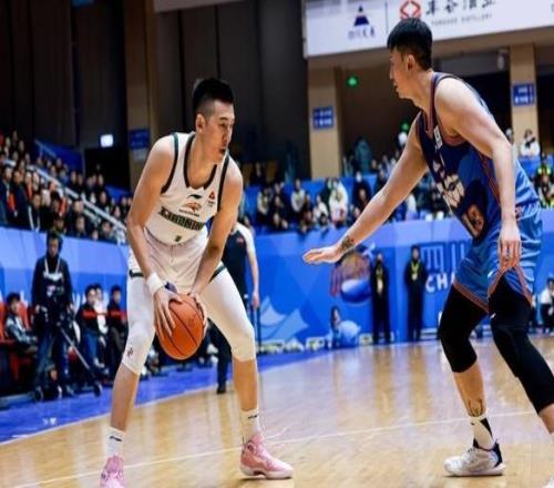 遼寧男籃拒絕輸球！全力擊敗天津隊(duì)，亨特爆發(fā)，央視直播