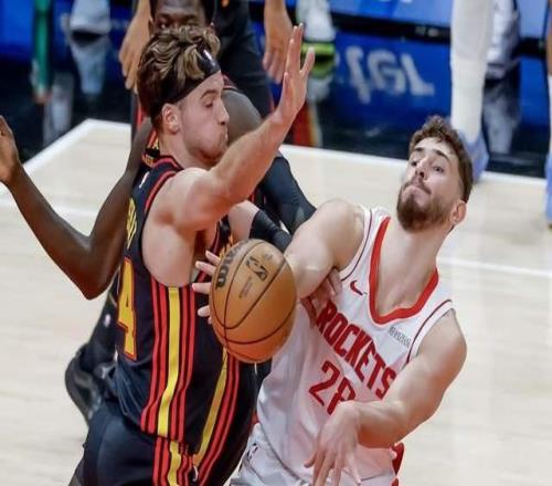 大反撲！火箭18分大勝強(qiáng)勢(shì)復(fù)蘇：杜蘭特轟31分，申京14中3啞火