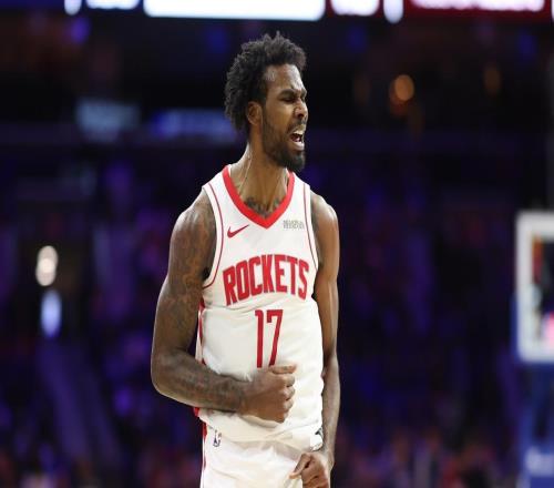 火箭大勝老鷹！烏度卡再變陣！鋒線2人輪休，老射手重回輪換陣容