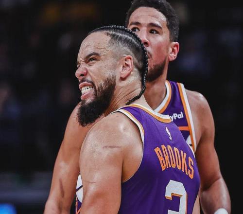 40+8+4！生涯最強(qiáng)一戰(zhàn)！8換1大交易雙贏