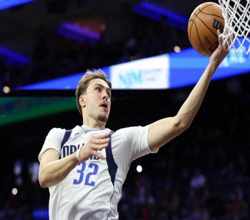 就在今天，2項(xiàng)NBA79年史無前例的紀(jì)錄，弗拉格一戰(zhàn)達(dá)成，頂薪穩(wěn)了