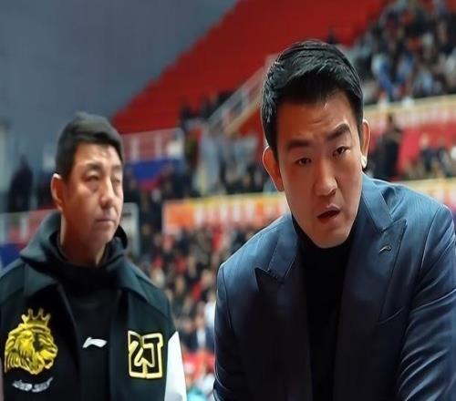 王博：現在每一支球隊碰廣廈都全力拼我們，暫無更換外援的計劃