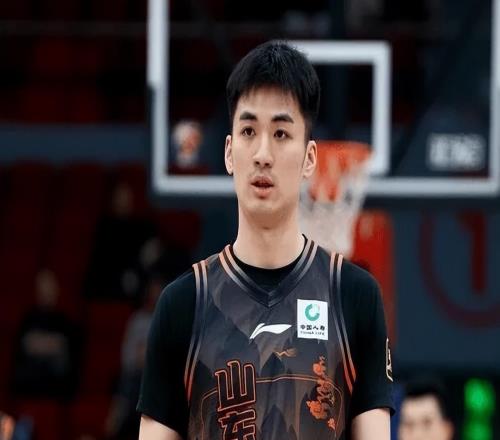 山東7786廣廈4壞消息！王證需調(diào)整防守，珀賽爾連崩，邱彪瞎亂人