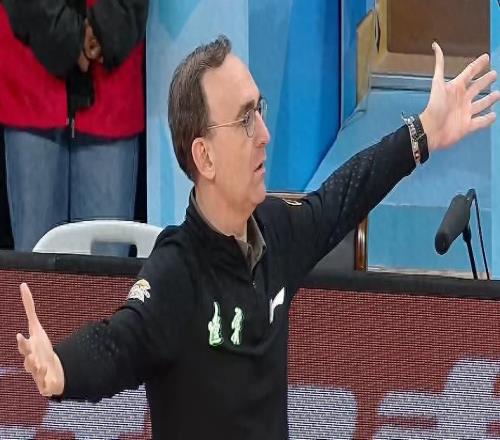 遼籃不敵寧波，賽后球員評(píng)分，2人及格，付豪和趙繼偉低分