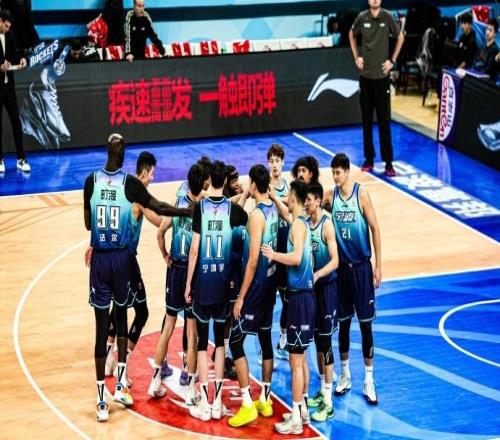 體育早餐1.30寧波男籃創(chuàng)造歷史首勝遼籃阿迪達(dá)斯預(yù)計(jì)2025年銷售額將創(chuàng)新高