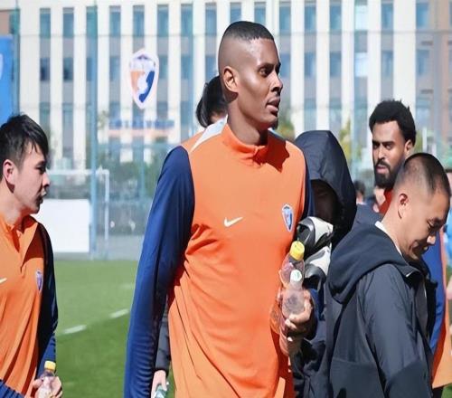 計劃有變中超新土豪成最大受益者他們或趁機爭奪新賽季聯(lián)賽冠軍