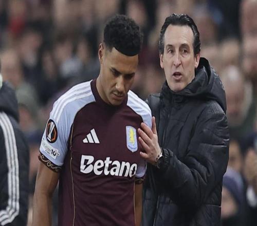 在維拉對陣薩爾茨堡紅牛的比賽中，沃特金斯出現(xiàn)了拉傷的情況