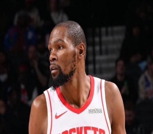 杜蘭特背靠背31分，小賈14+8+3+3+5申京打鐵，火箭終結(jié)老鷹4連勝