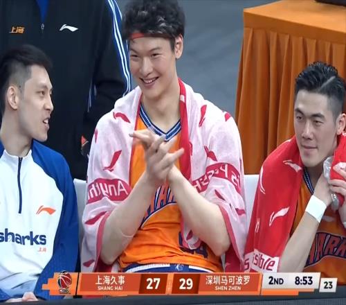 CBA：國(guó)手43分創(chuàng)紀(jì)錄，王浩然16+10五連勝終結(jié)，王哲林?jǐn)?shù)據(jù)墊底