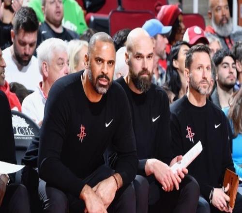 交易計(jì)劃泡湯火箭隊(duì)主控?cái)偱?，愿終老航天城！本賽季拒絕離隊(duì)