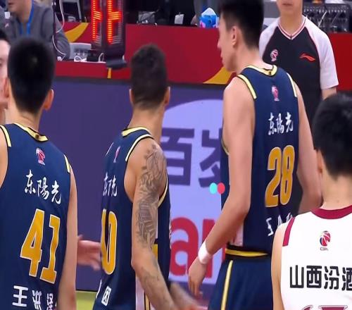 麥基換掉奎因廣東外援陣容或大換血，薩林杰保不住杜鋒的內(nèi)線！