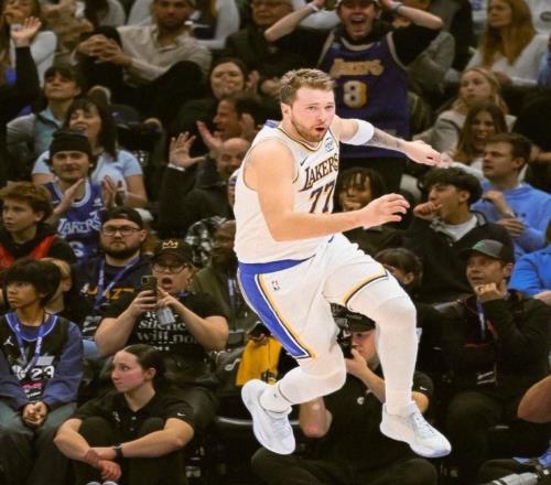 NBA半場至少25分10板10助本世紀僅出現(xiàn)兩次，均為東契奇創(chuàng)造