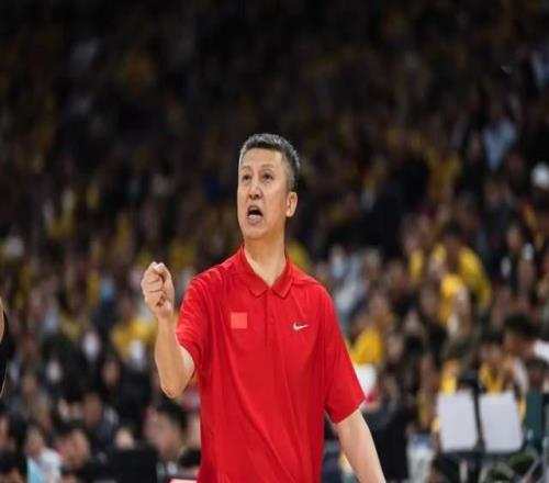 38投轟68分8板！山東大漢狀態(tài)火熱，郭士強該給他一次機會了吧