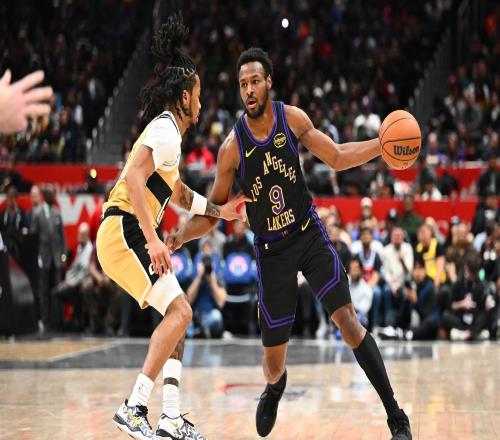 31分大勝奇才！湖人已找到奪冠密碼詹姆斯教?hào)|契奇如何成為MVP