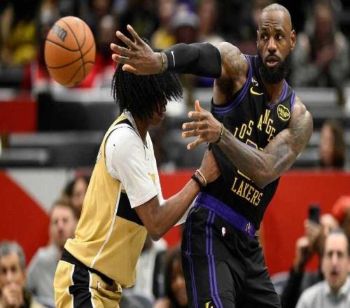 湖人狂勝升西部第五：三巨頭85分無(wú)解東契奇大三雙詹皇空接背扣