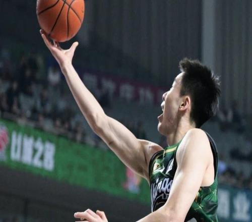 火爆沖突3人被驅(qū)逐！同曦狂勝送四川21連敗郭昊文祝銘震均20分