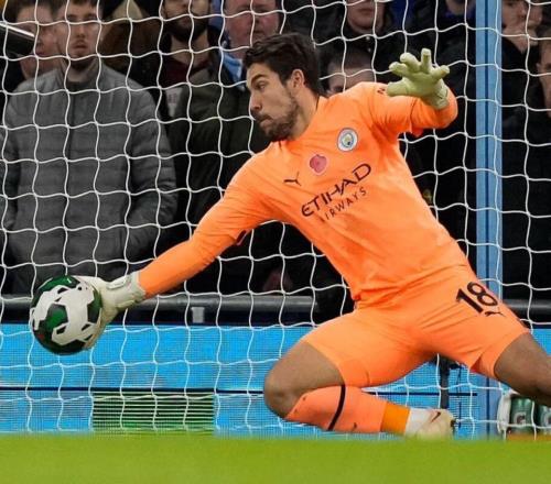 周六談妥！曼城替補(bǔ)門將無(wú)限接近加盟森林曾神撲造英超四連冠