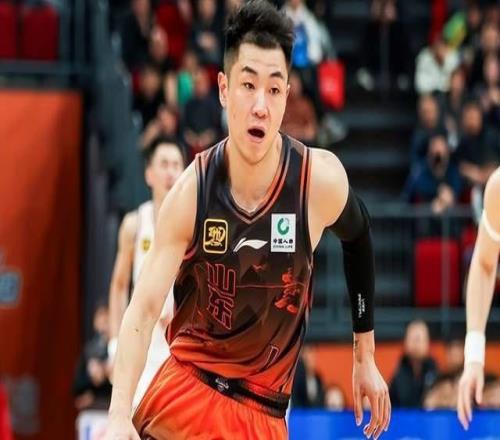 山東險(xiǎn)勝廣州贏在裁判：球隊(duì)要想走得更遠(yuǎn)，兩點(diǎn)決定邱彪必須下課