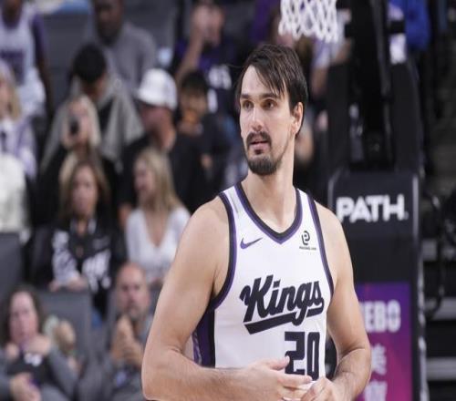 施羅德&亨特三方交易評級：騎士B+、國王C、公牛A