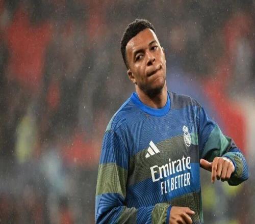 皇馬9號(hào)離隊(duì)即發(fā)光：僅三場(chǎng)比賽4球1助，有姆巴佩在他永遠(yuǎn)沒機(jī)會(huì)