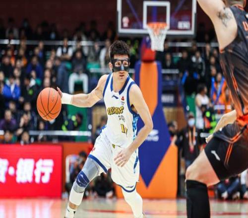 CBA最新排名出爐！廣廈第1太穩(wěn)，山東殺進(jìn)4強(qiáng)，遼籃重返季后賽區(qū)