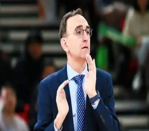 2勝1負創(chuàng)恥辱紀錄，烏戈帥位難保，遼籃新帥或是他，曾救火山東隊