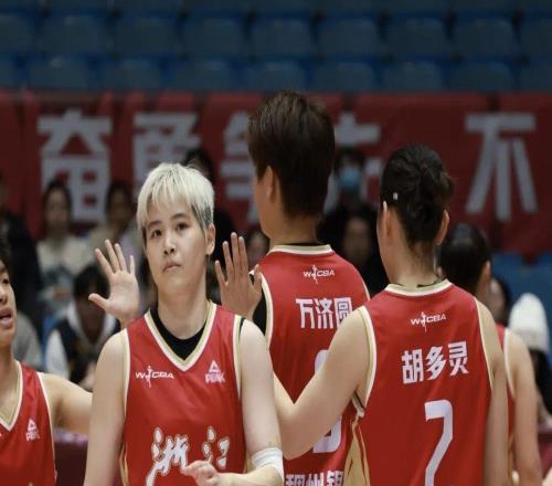 【W(wǎng)CBA聯(lián)賽】第二十二輪常規(guī)賽收官，浙江稠州銀行7080不敵武漢盛帆黃鶴