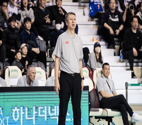 中國男籃迎關(guān)鍵戰(zhàn)！陣容換血，兩主帥推薦兩人，郭士強還不考慮嗎