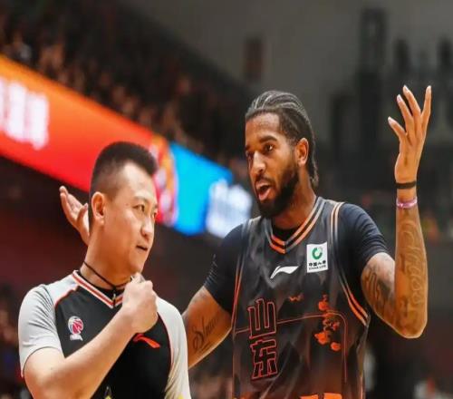 末節(jié)絕地翻盤！山東男籃8380勝廣州，四人上雙，鮑威爾狀態(tài)低迷