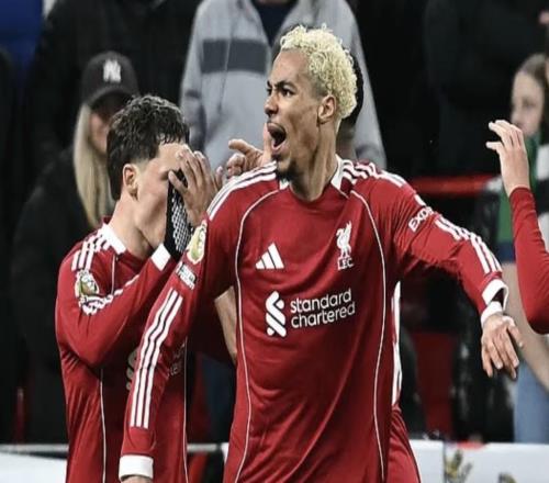 杰拉德：每次看?；倏颂咔?，我都會(huì)想到托雷斯