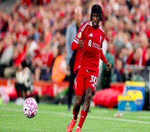 防線危機再度升級！24歲巨星三度受傷，利物浦冬窗引援迫在眉睫