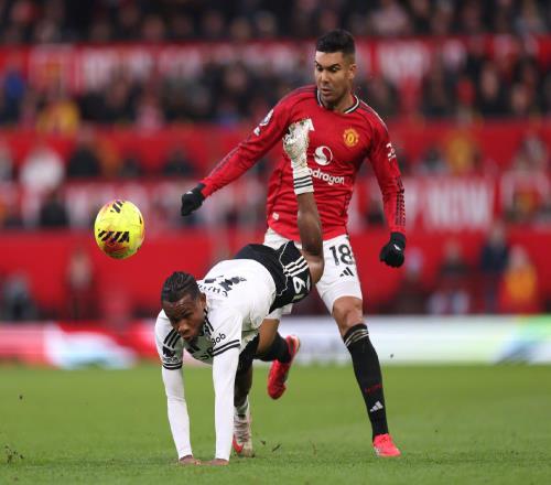 曼聯(lián)還是出現(xiàn)了問題，但卡里克帶來的運氣還在延續(xù)