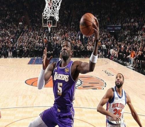 跌出西部前6！東契奇空砍30+15+8，湖人100112不敵尼克斯