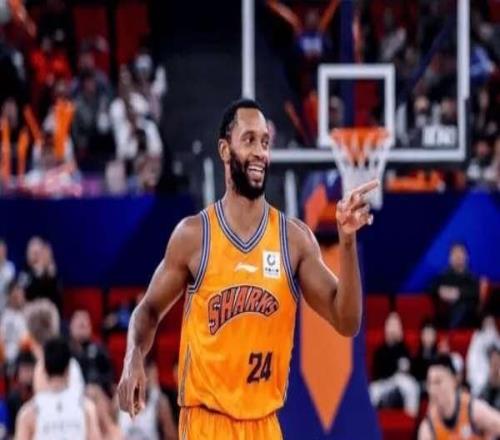 牛逼！10中8砍26分，三分8中6，本土球員中，又出了個(gè)“4字外援”