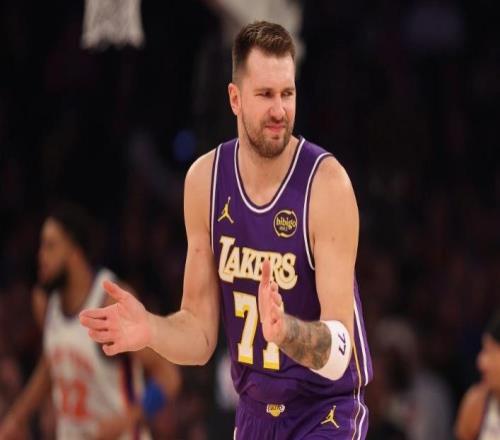 差距很大！東契奇30+15+8，湖人完敗尼克斯，球隊缺少一個主心骨