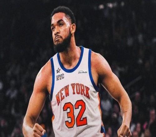 唐斯：詹姆斯是我見過(guò)最偉大的球員之一，和他對(duì)決是特別經(jīng)歷