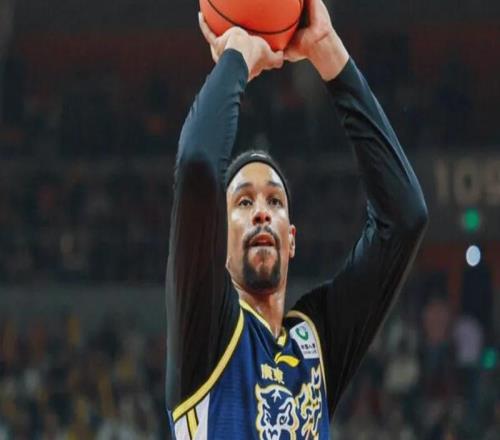 廣東8194寧波遭4壞消息！內(nèi)線+薩姆納問題極大，徐杰崴腳成常態(tài)