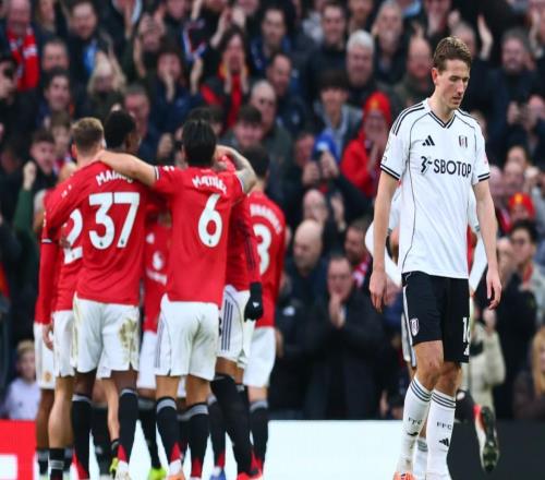 瓜迪奧拉不敢相信：連丟2球，曼城爭冠難了，阿森納雙喜臨門