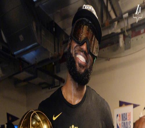 格林：有人尬黑湖人總冠軍只因詹姆斯奪冠！換快船就一頓夸！