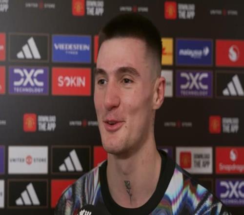 謝什科：很開心幫助到球隊，不管得到多少機會我都會全力以赴