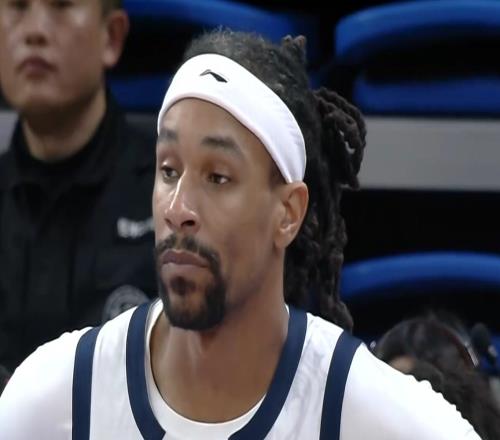 廣東輸球揪出三大軟蛋！薩林杰擺爛，杜潤旺黑洞，胡明軒難當(dāng)大任