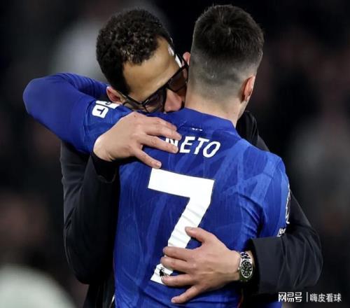 書寫英超傳奇！承認失敗，堅持己見，切爾西拉著曼聯(lián)，劍指阿森納