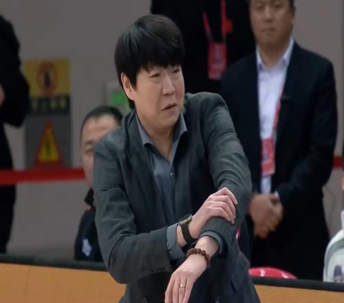 山東男籃錯過23分大逆轉(zhuǎn)，客場惜敗天津，克里斯在場輸了18分